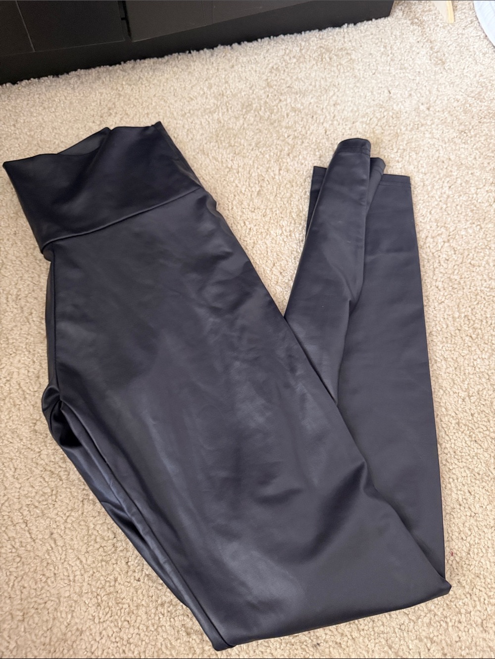 High-Waist Faux Leather Leggings - Black